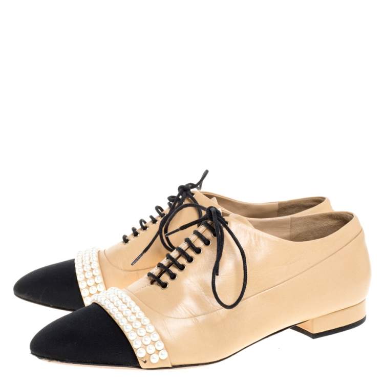 Pre Owned Chanel Beige/Black Leather Pearl Embellished Cap Toe Lace Oxfords Size 37