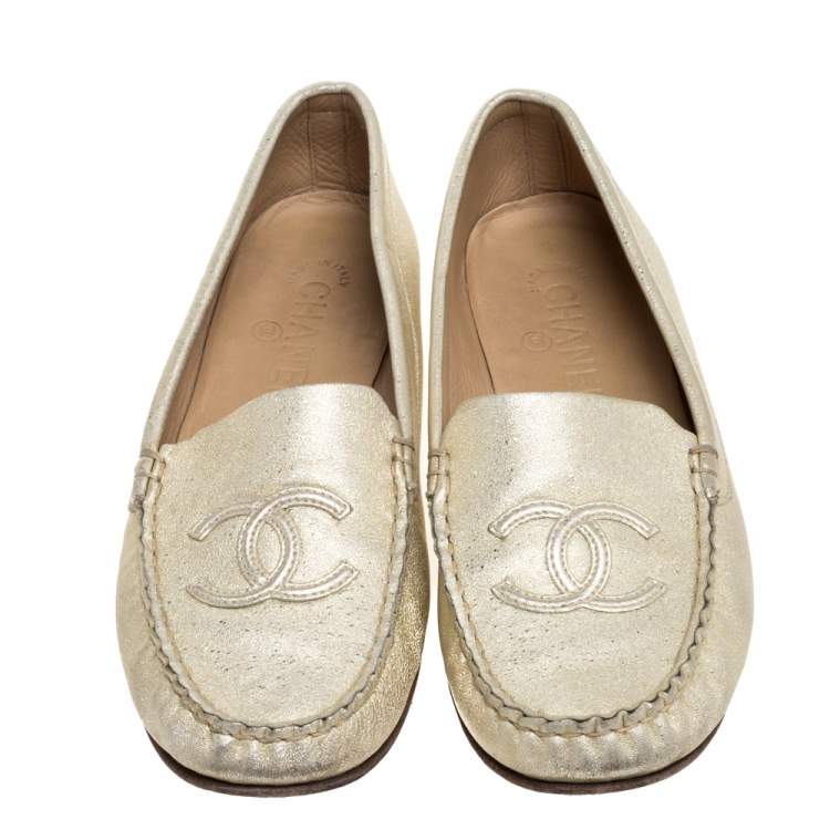 Pre Owned Chanel Shimmery Gold Leather CC Loafers Size 38