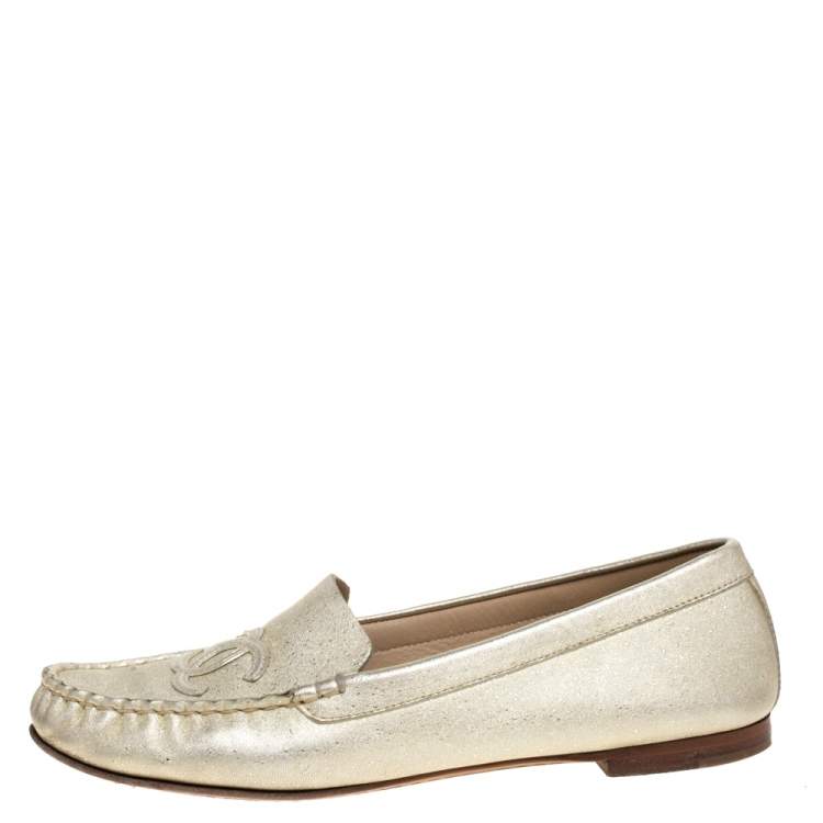 Pre Owned Chanel Shimmery Gold Leather CC Loafers Size 38