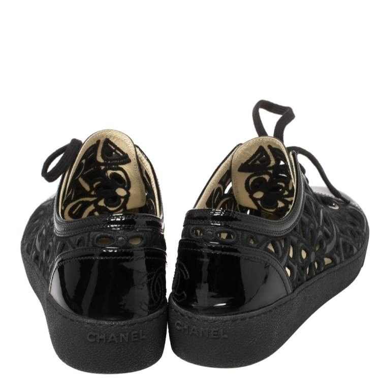 Pre Owned  Chanel Black Floral Cutout Leather CC Low Top Sneakers Size 39