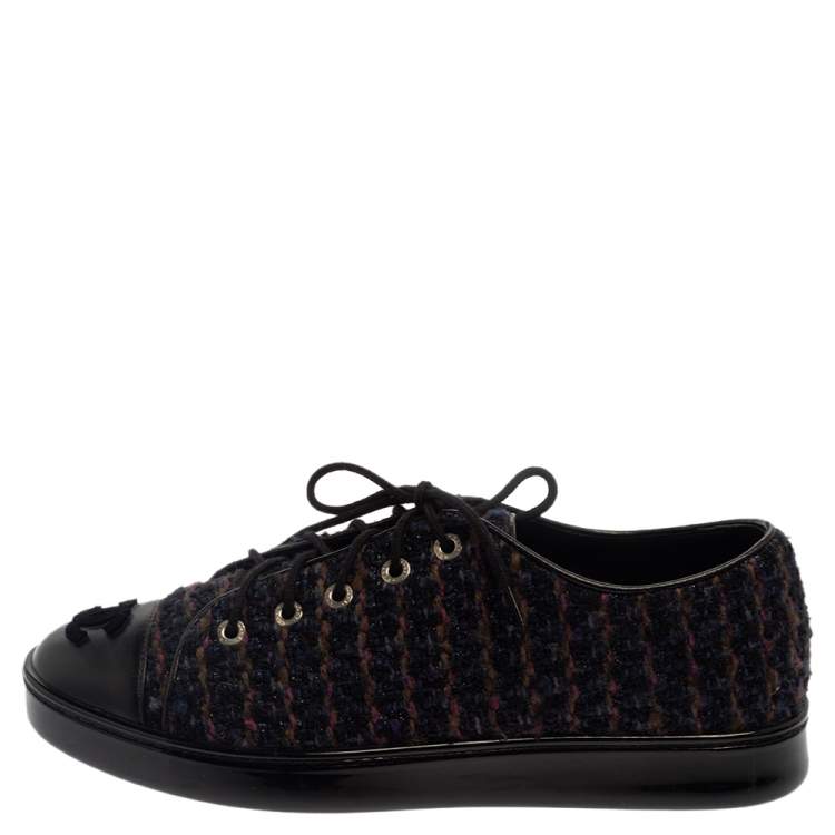مملوكة مسبقًا Chanel Multicolor Tweed And Leather CC Cap Toe Low Top Sneakers Size 36.5