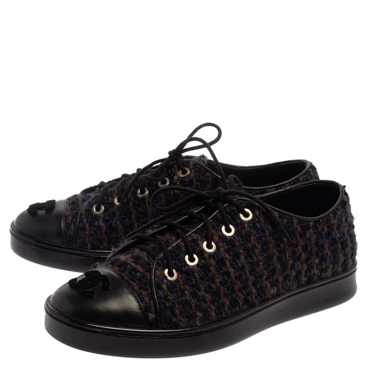 مملوكة مسبقًا Chanel Multicolor Tweed And Leather CC Cap Toe Low Top Sneakers Size 36.5