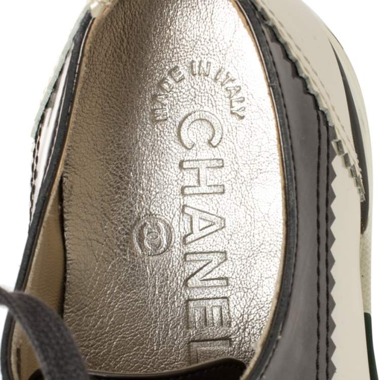 Pre Owned Chanel Cream/Grey Patent Leather CC Oxford Sneakers Size 37.5