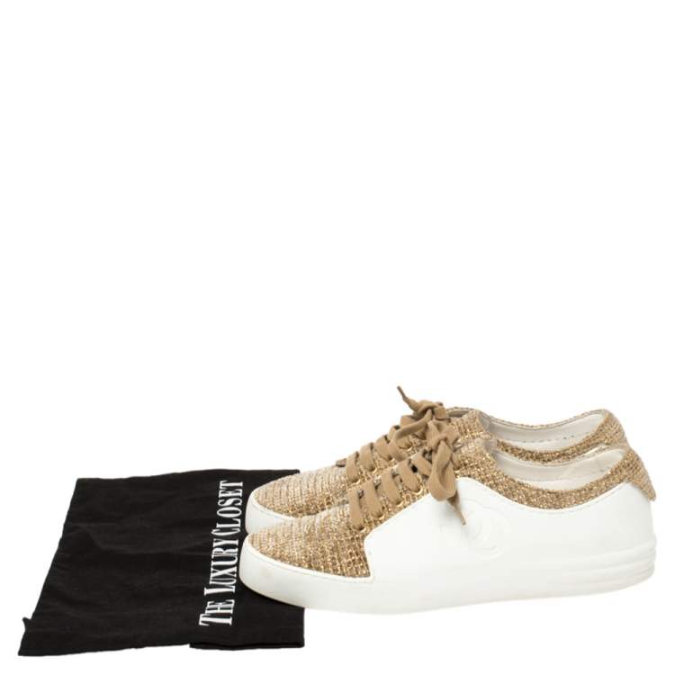 Pre Owned Chanel White Leather/Tweed CC Low Top Sneakers Size 37.5