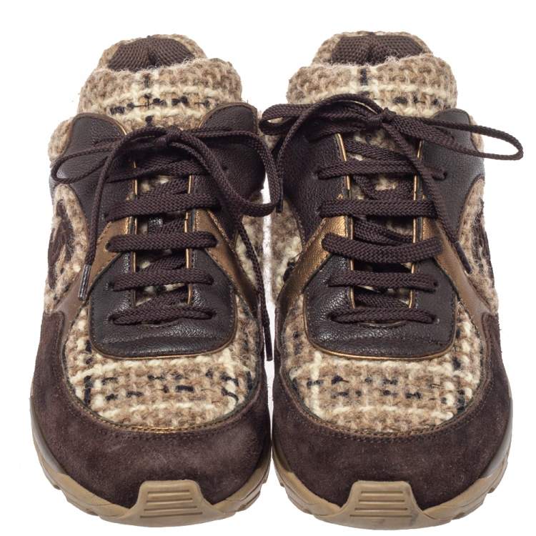 Pre Owned Chanel Brown Woolen Tweed and Metallic Leather CC Lace Up Sneakers Size 41
