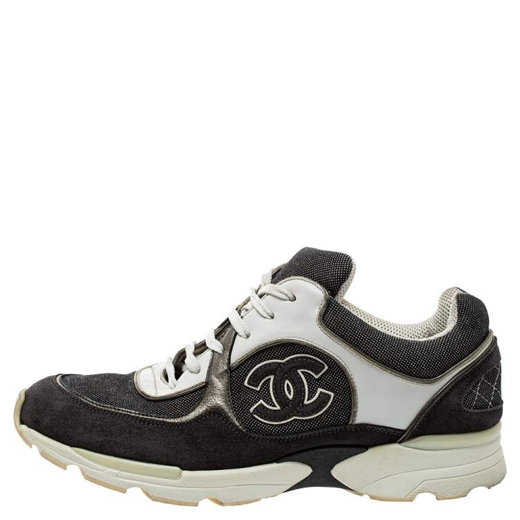 Pre Owned Chanel Grey/White Canvas And Leather  Low-Top CC Trainer Sneakers Size 39