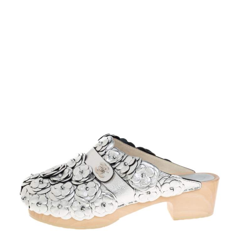 Chanel Metallic Silver Camellia Embellished CC Lock Wooden Clogs Size 39.5  Chanel