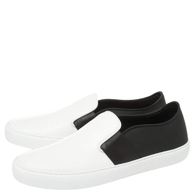 Pre Owned Chanel Monochrome Leather Slip On Sneakers Size 42