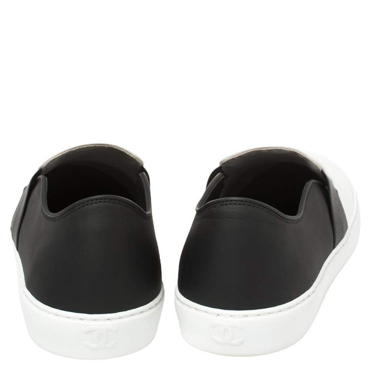 Pre Owned Chanel Monochrome Leather Slip On Sneakers Size 42