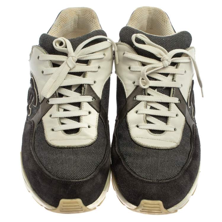 Pre Owned Chanel Black/White Suede And Canvas CC Low Top Sneakers Size 40
