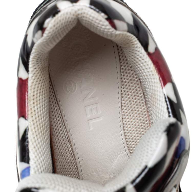 Pre Owned Chanel Multicolor Printed PVC and Suede CC Low Top Sneakers Size 40 