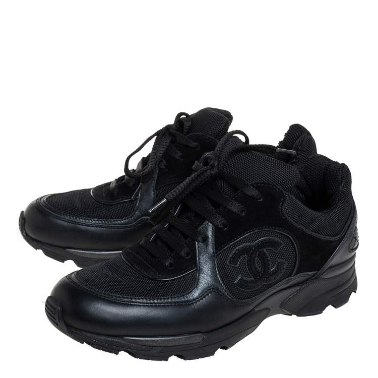 Pre Owned Chanel Black Mesh And Leather CC Low Top Sneakers Size 37.5