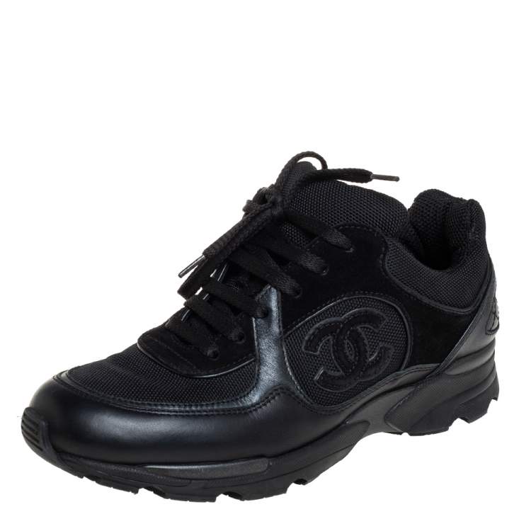 Pre Owned Chanel Black Mesh And Leather CC Low Top Sneakers Size 37.5