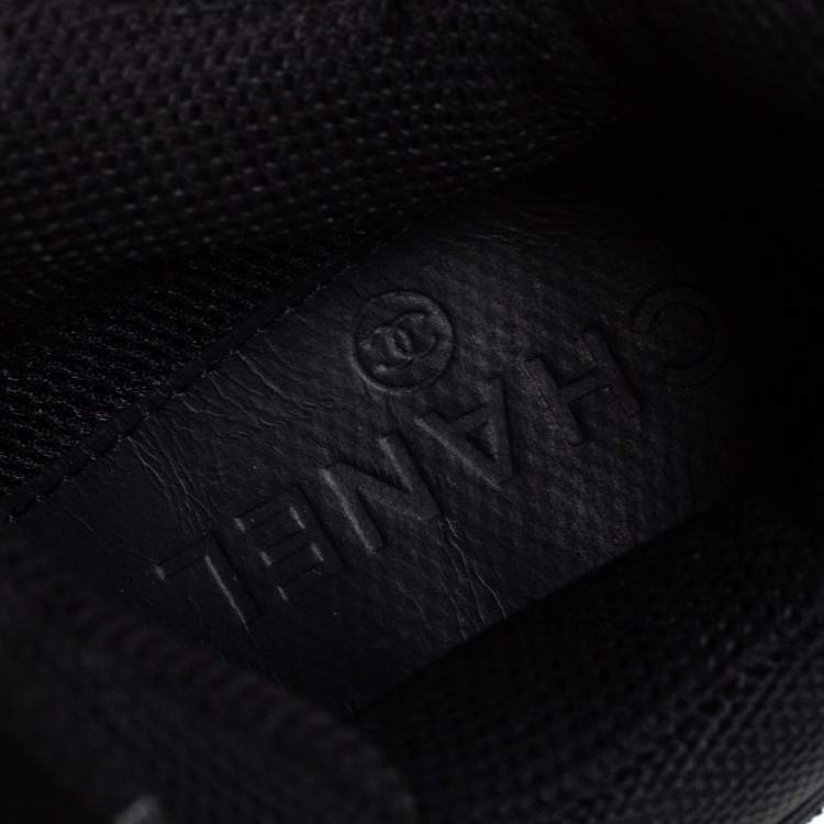 Pre Owned Chanel Black Mesh And Leather CC Low Top Sneakers Size 37.5