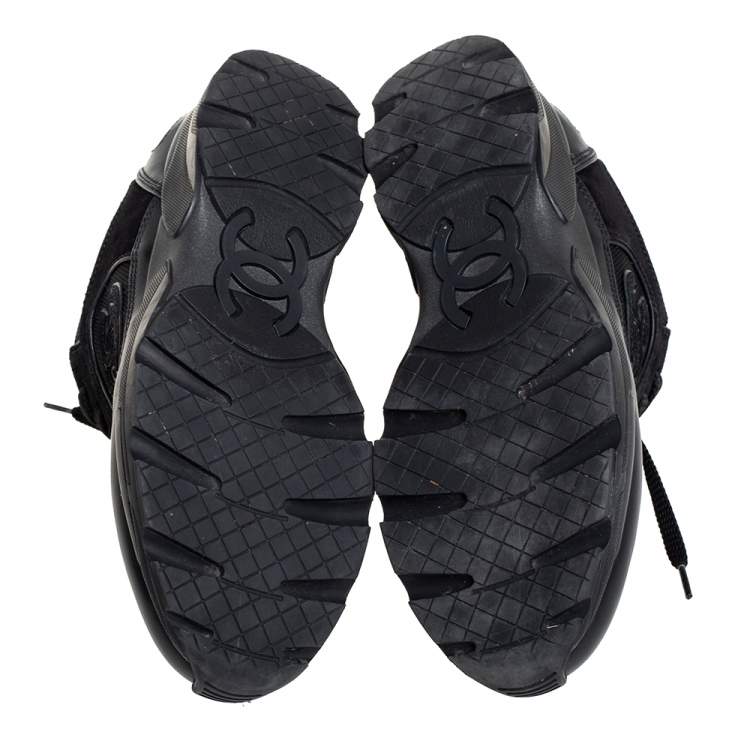 Pre Owned Chanel Black Mesh And Leather CC Low Top Sneakers Size 37.5