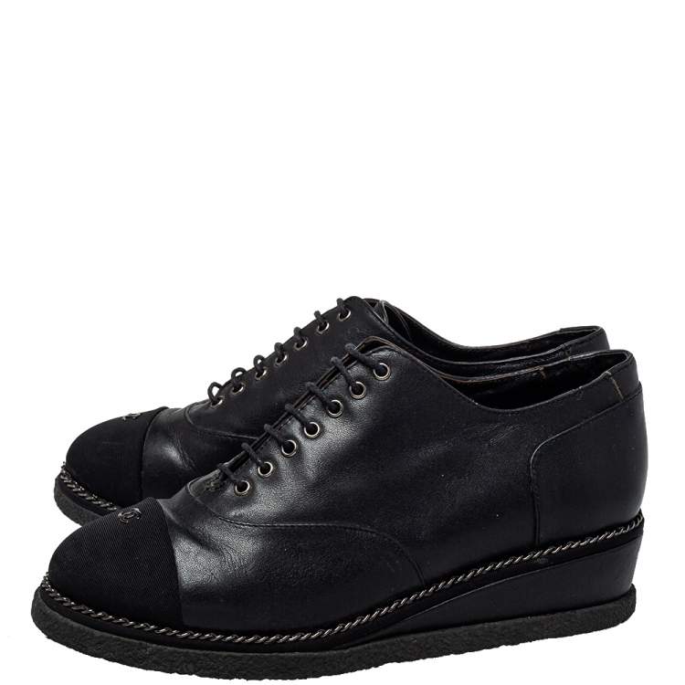 Pre Owned Chanel Black Leather And Fabric CC Cap Toe Wedge Oxford Size 36