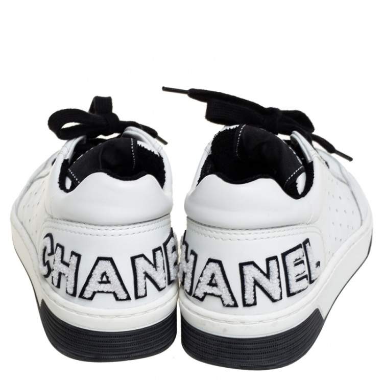 Pre Owned Chanel White Leather Low Top Sneakers Size 36