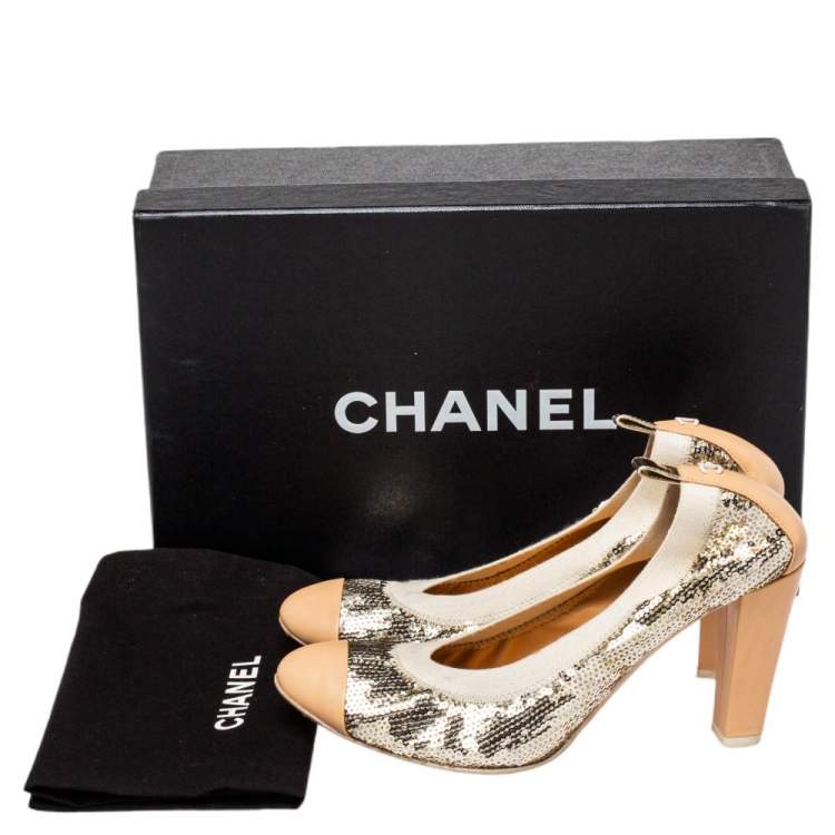 Pre Owned Chanel Gold/ Beige Leather And Sequin CC Pumps Size 35.5