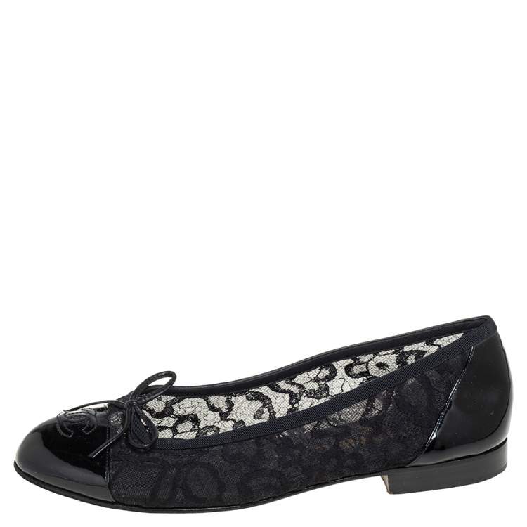 Chanel Black Patent Leather And Lace Ballet Flats Size 38 Chanel