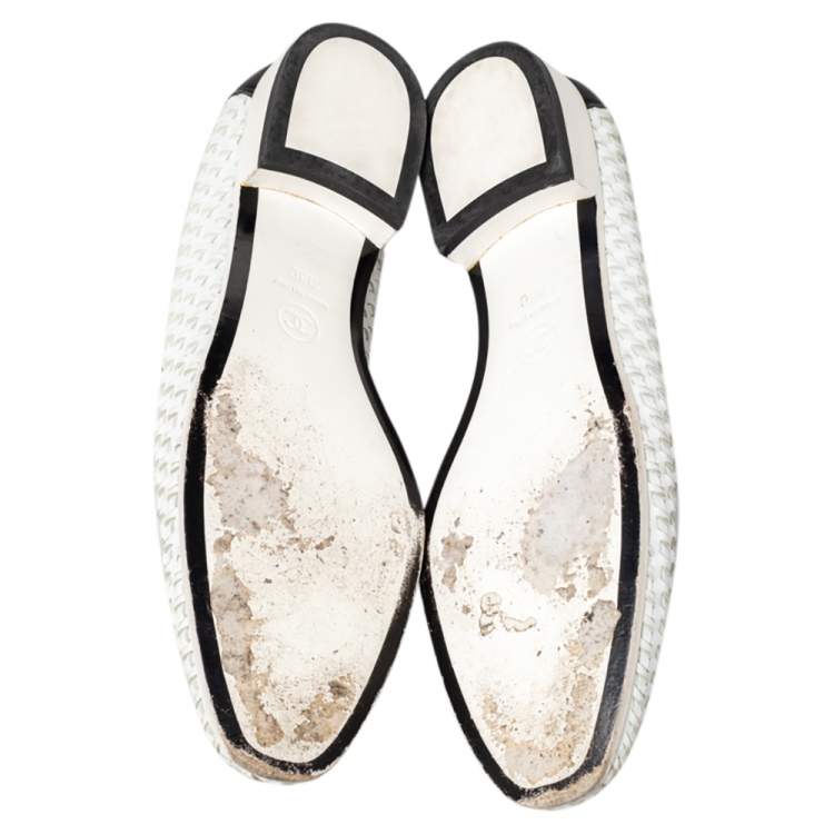 Pre Owned Chanel White/Black Woven Leather Slip On Loafers Size 38