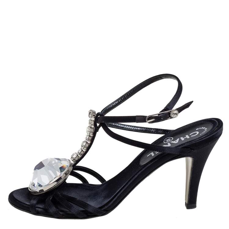 white and black chanel sandals 38