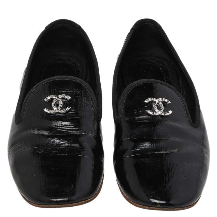 Pre Owned Chanel Black Patent Leather CC Smoking Slippers Size 37.5