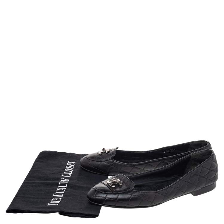 Pre Owned Chanel Black Quilted Leather CC Loafers Size 40
