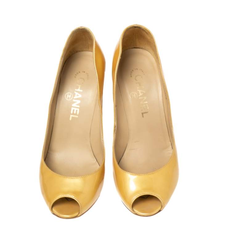 Pre Owned Chanel Gold Patent Leather CC Peep Toe Pumps Size 36.5