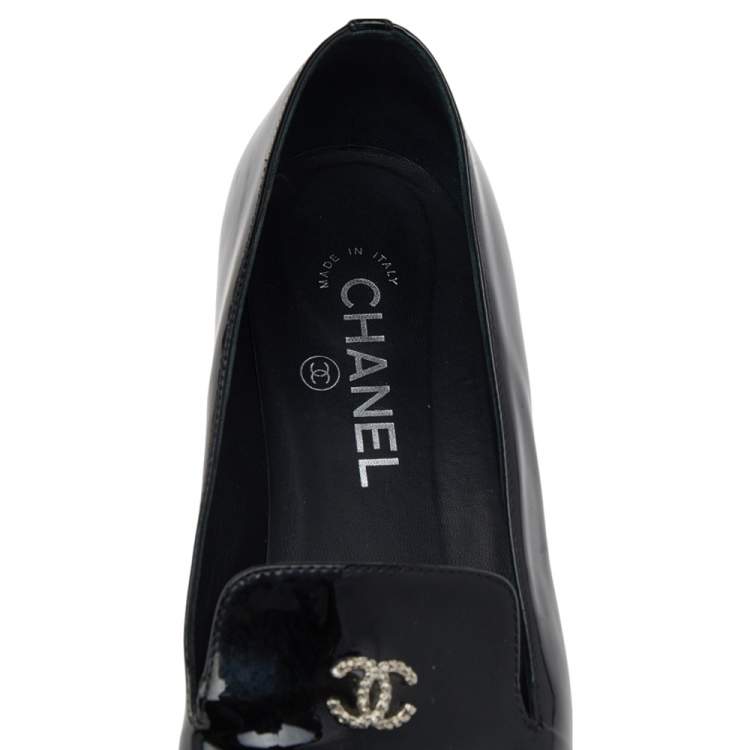 Pre Owned Chanel Black Patent Leather CC Pearl Embellished Smoking Loafers Size 37.5