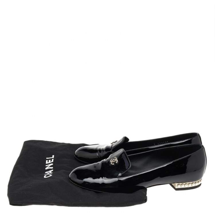 Pre Owned Chanel Black Patent Leather CC Pearl Embellished Smoking Loafers Size 37.5