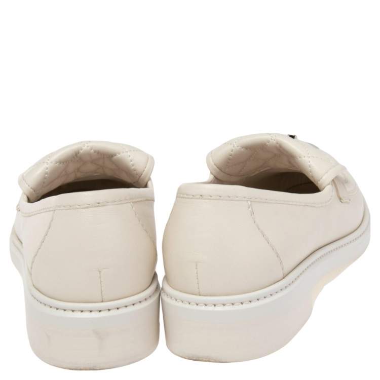 Pre Owned Chanel Off White Leather CC Logo Loafers Size 37.5
