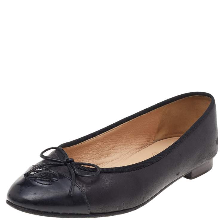 Chanel Black Leather CC Bow Ballet Flats Size 39 Chanel | The Luxury Closet