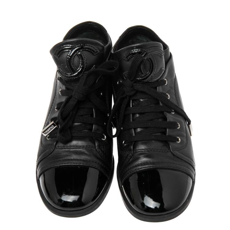 Pre Owned  Chanel Black Patent And  Leather CC Lace Up Sneakers Size 39