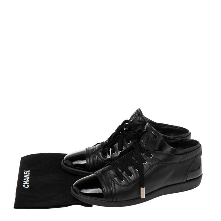 Pre Owned  Chanel Black Patent And  Leather CC Lace Up Sneakers Size 39