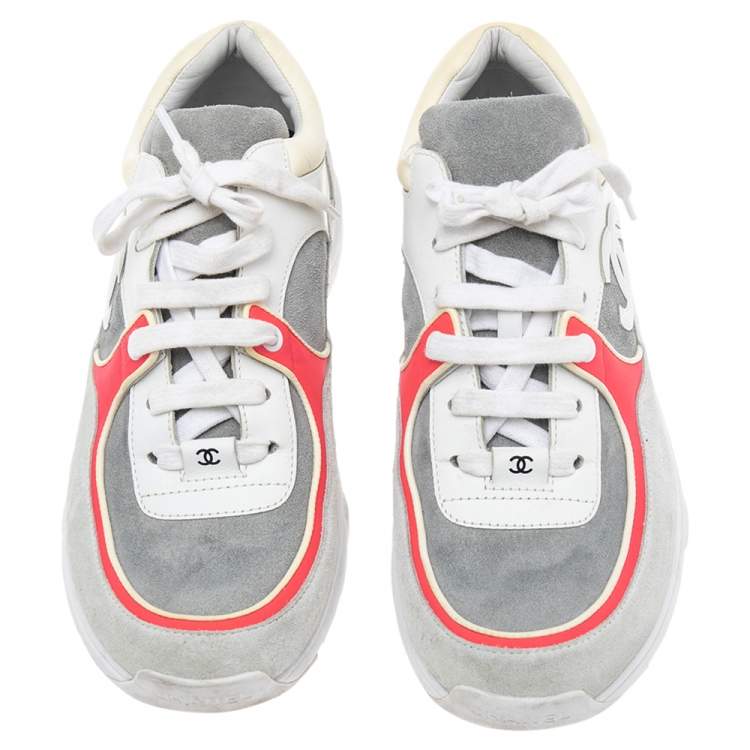 Pre Owned Chanel White/Grey Suede And Leather CC Logo Low Top Sneakers Size 39.5