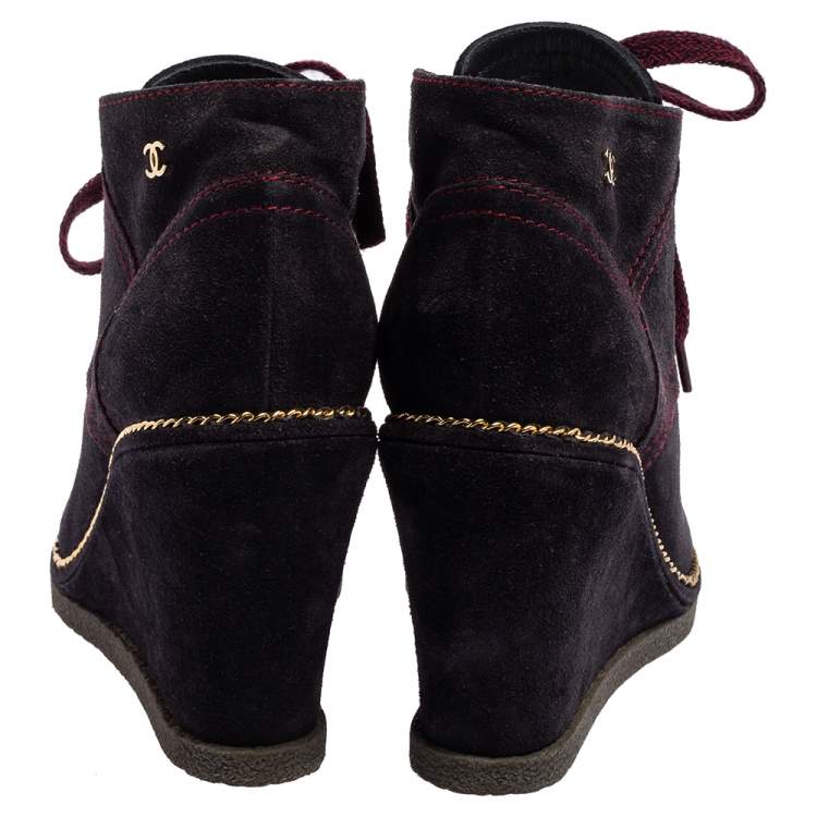 Pre Owned Chanel Navy Blue Suede Chain Wedge Boots Size 38 
