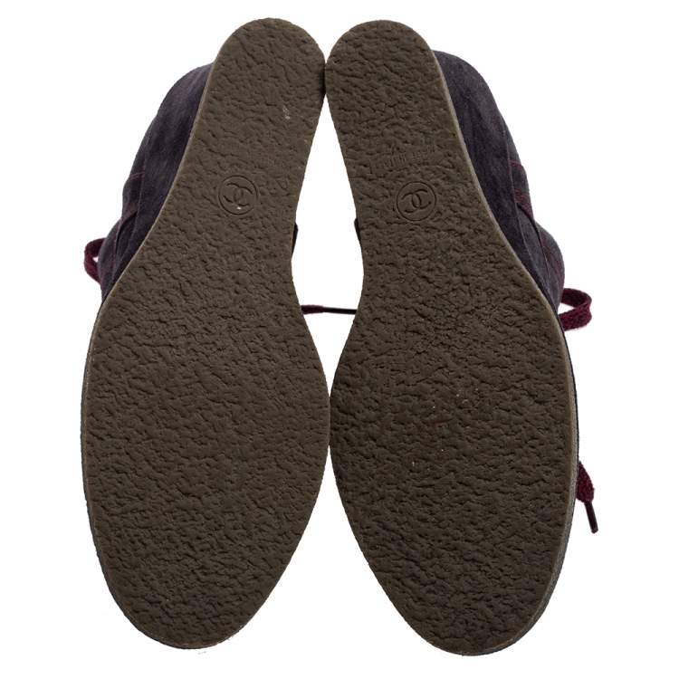 Pre Owned Chanel Navy Blue Suede Chain Wedge Boots Size 38 