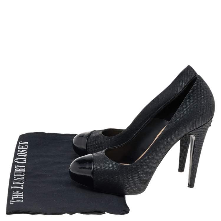 Pre Owned Chanel Black Textured Leather CC Cap Toe Pumps Size 38.5