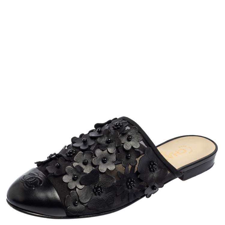 Chanel 2006 Interlocking CC Logo Slides - Black Sandals, Shoes