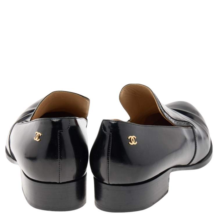 Pre Owned Chanel Black Patent Leather CC Loafers Size 38.5