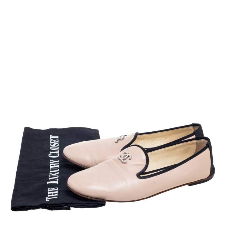 Pre Owned Chanel Beige Leather Embellished CC Smoking Slippers Size 38