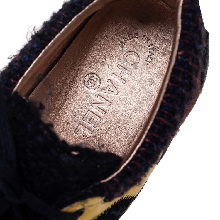 Pre Owned Chanel Multicolor Tweed, Iridescent Leather and Suede CC Low-Top Sneakers Size 40