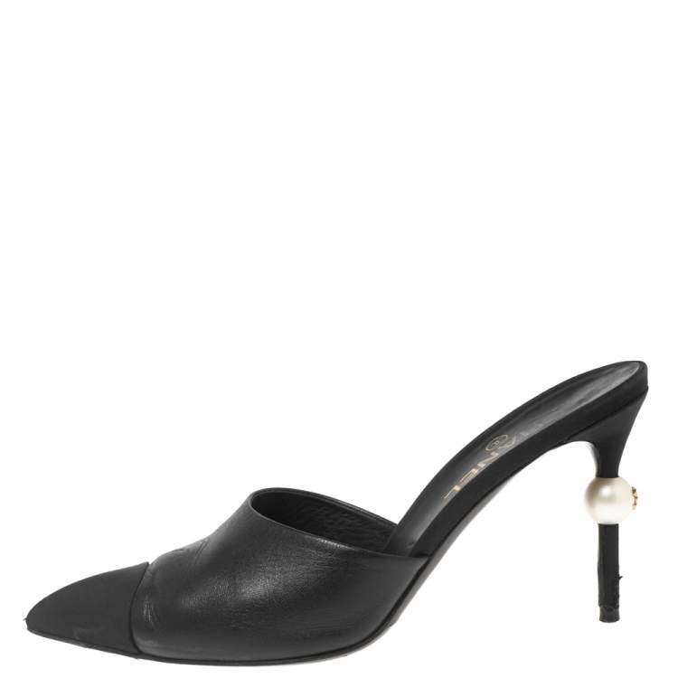 Chanel Black Leather And Canvas CC Pearl Heel Pointed Toe Mules