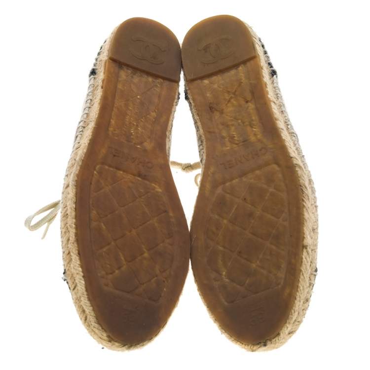 Pre Owned Chanel Beige/Black Patent And Leather Cap Toe Espadrille High Top Sneakers Size 39