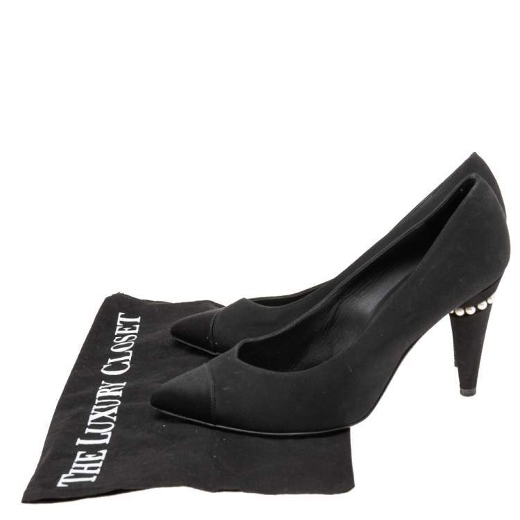 Pre Owned Chanel Black Canvas CC Cap Toe Pumps Size 37
