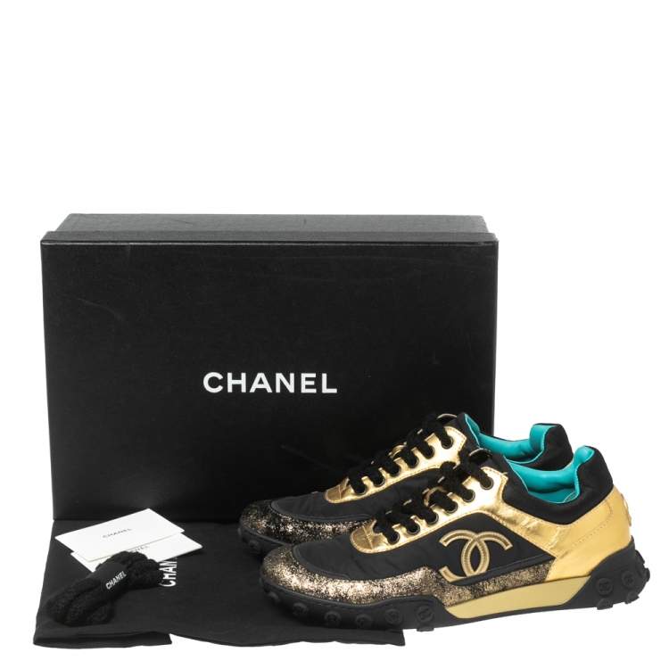 Pre Owned Chanel Black/Gold Nylon, Leather and Glitter Suede CC Low-Top Sneakers Size 37.5