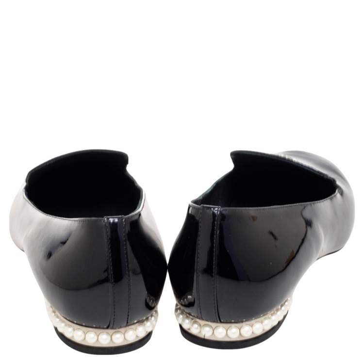 Pre Owned Chanel Black Patent Leather CC Faux Pearl Loafers Size 38