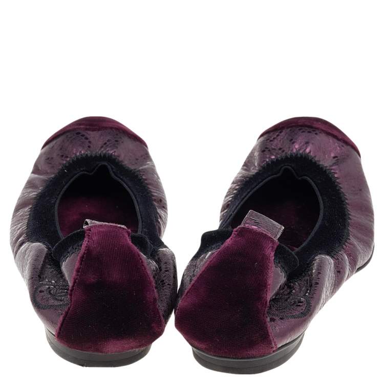 Pre Owned Chanel Black/Purple Velvet and Leather Scrunch CC Cap Toe Ballet Flats Size 34.5