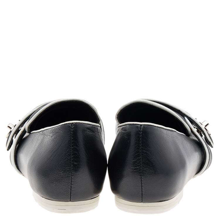Pre Owned Chanel Black/White Leather CC Cap Toe Slip On Loafers Size 37
