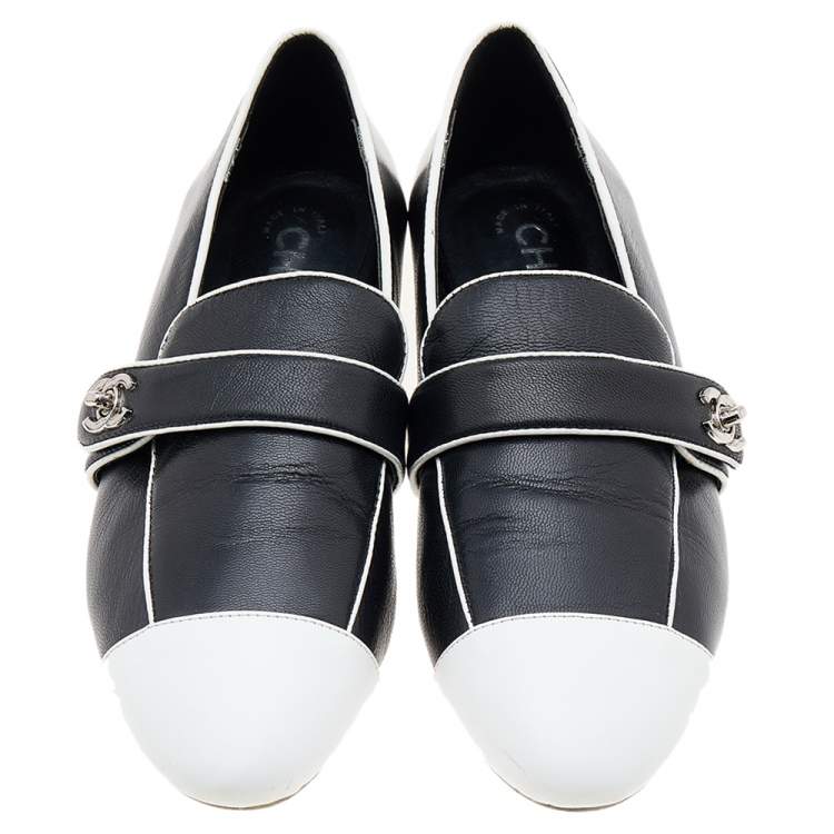 Pre Owned Chanel Black/White Leather CC Cap Toe Slip On Loafers Size 37